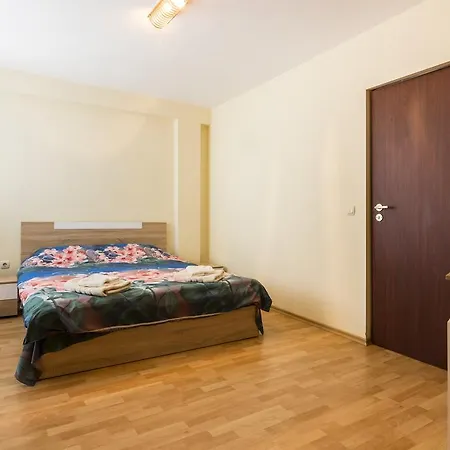 Ibar & Garage Apartment Plovdiv